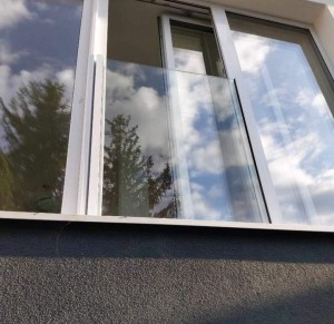 balkon_do_ramy_okiennej_szklany.jpg