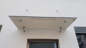daszek-zadaszenie-szklane-quba-150x100-cm-brazowy-naciagi.jpg