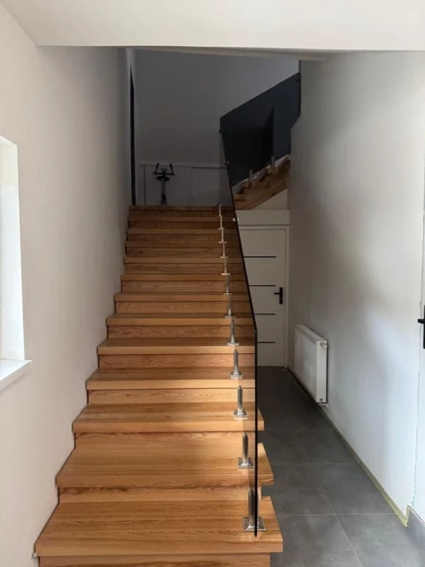 producent-balustrad-szklanych-szklo-grafitowe.jpg
