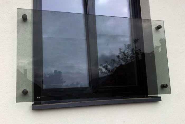 balkon_francuski_balkony_francuskie_qubaglass-GRAFIT-Mat.jpg