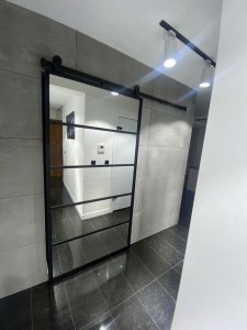drzwi_szklane_loft_art_przesuwne_lustro.jpg